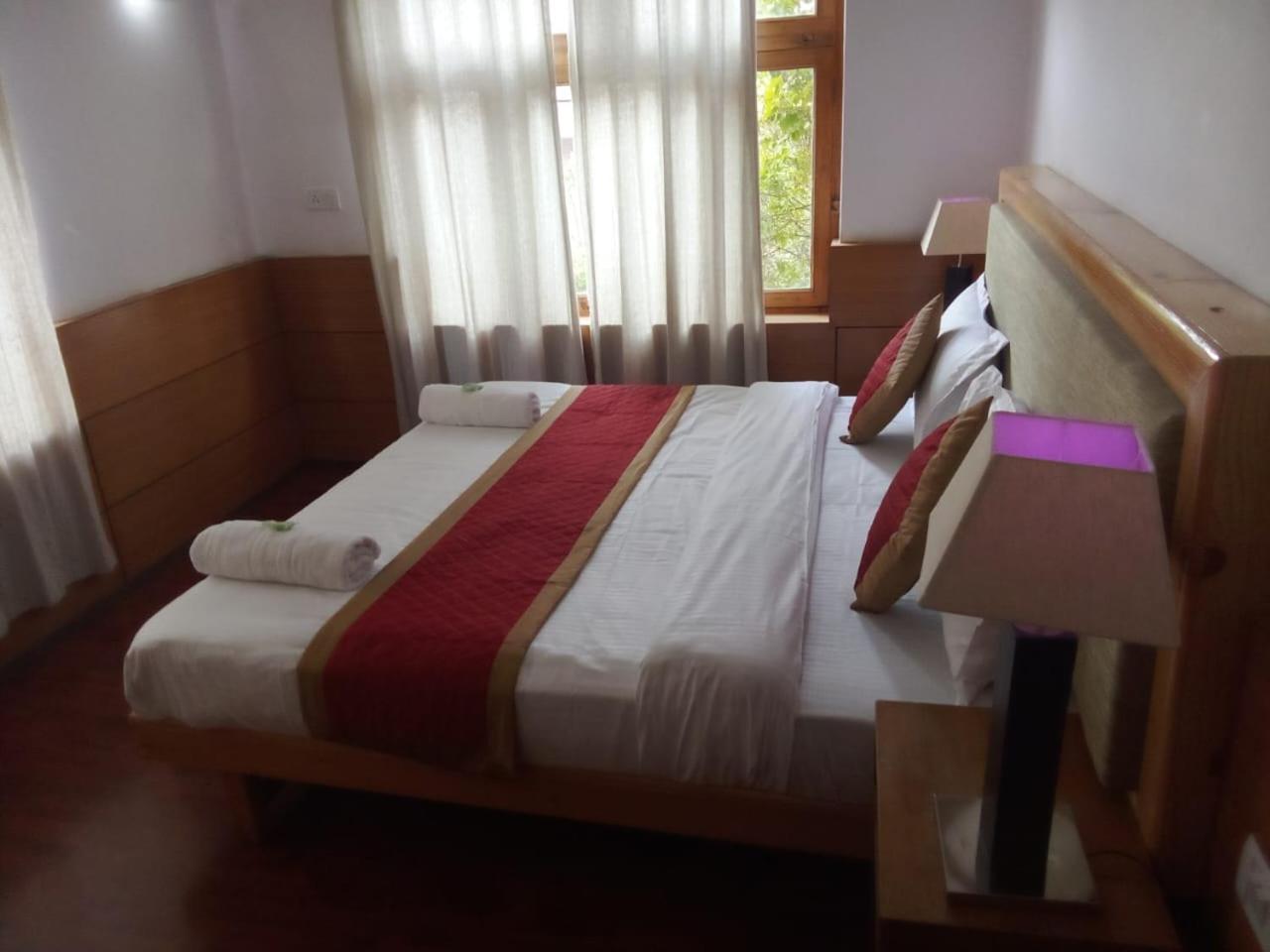 לה Hotel Lumbini מראה חיצוני תמונה